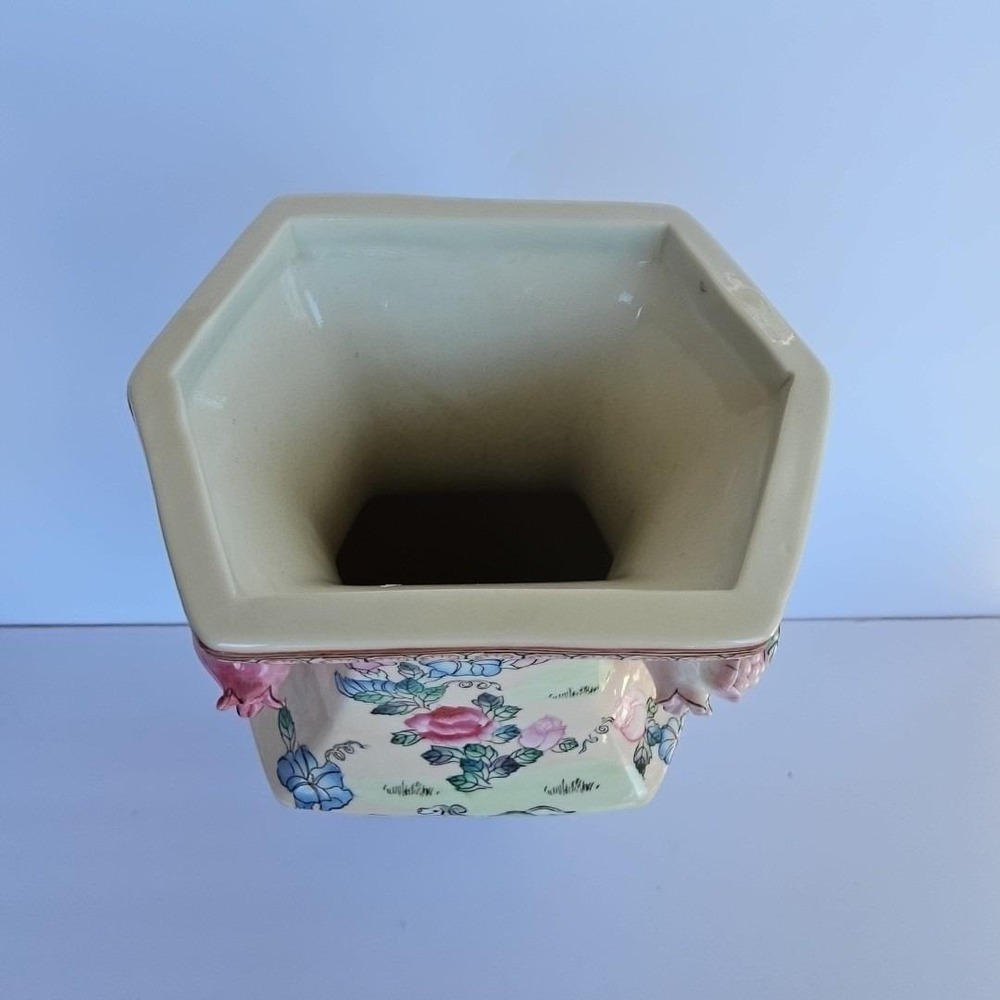 Vtg Chinoiserie Famille Verte Pink Polychrome Vase Hunting Dogs Pomegranate 1958 - Picture 8 of 16